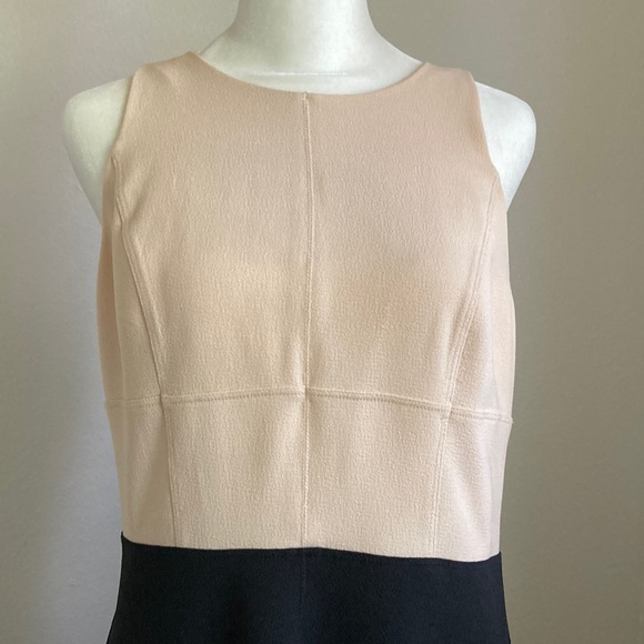 ANN TAYLOR DRESS - Picture 3 of 7